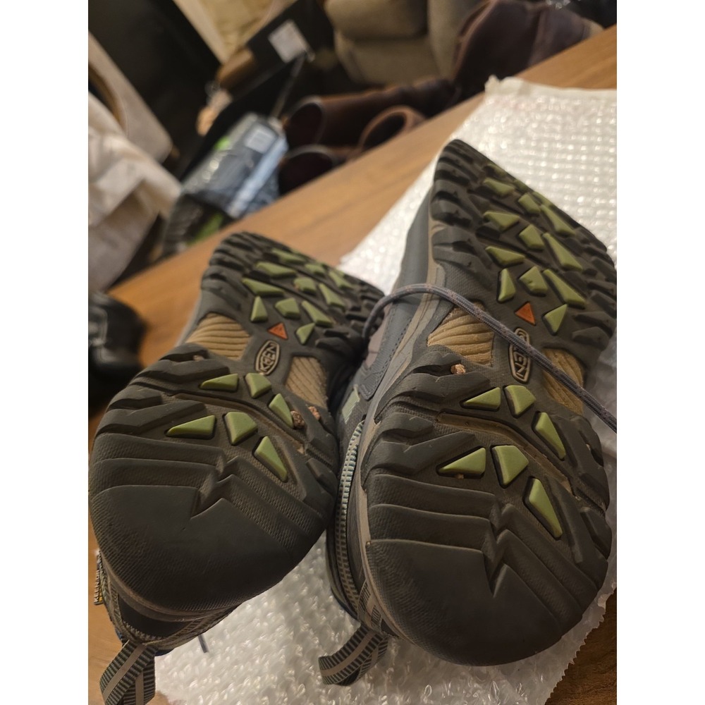 Keen Targhee 3 Gray Leather Low Top Hiking Shoes Sneakers Size 9.5 Mens. - Picture 15 of 16